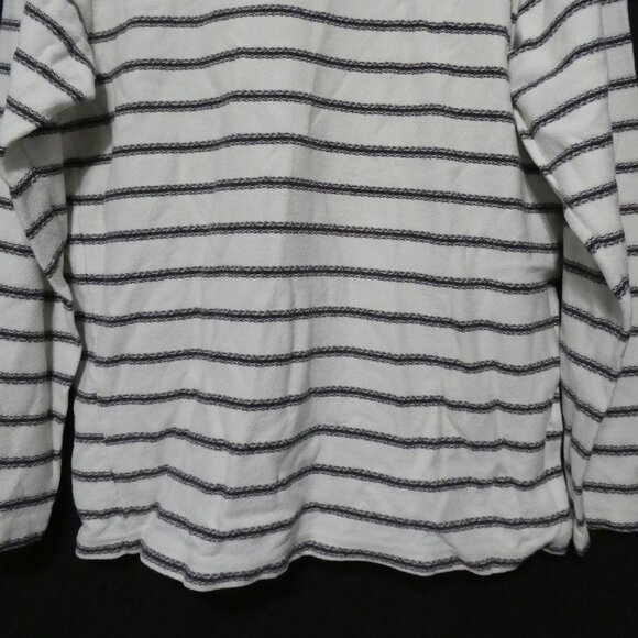 CLUB MONACO | medium | 100% Cotton | White Striped Textured V-Neck Sweater - Picture 13 of 16
